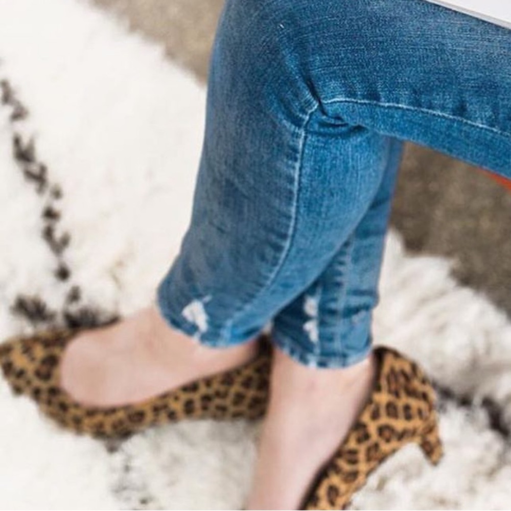 NIB Vegan Kitten Heel Leopard Pointy Toe Pump - Picture 4 of 6